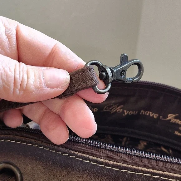 sTs Ranchwear By Carroll Baroness Weezy Crossbody Brown Leather Conceal Carry